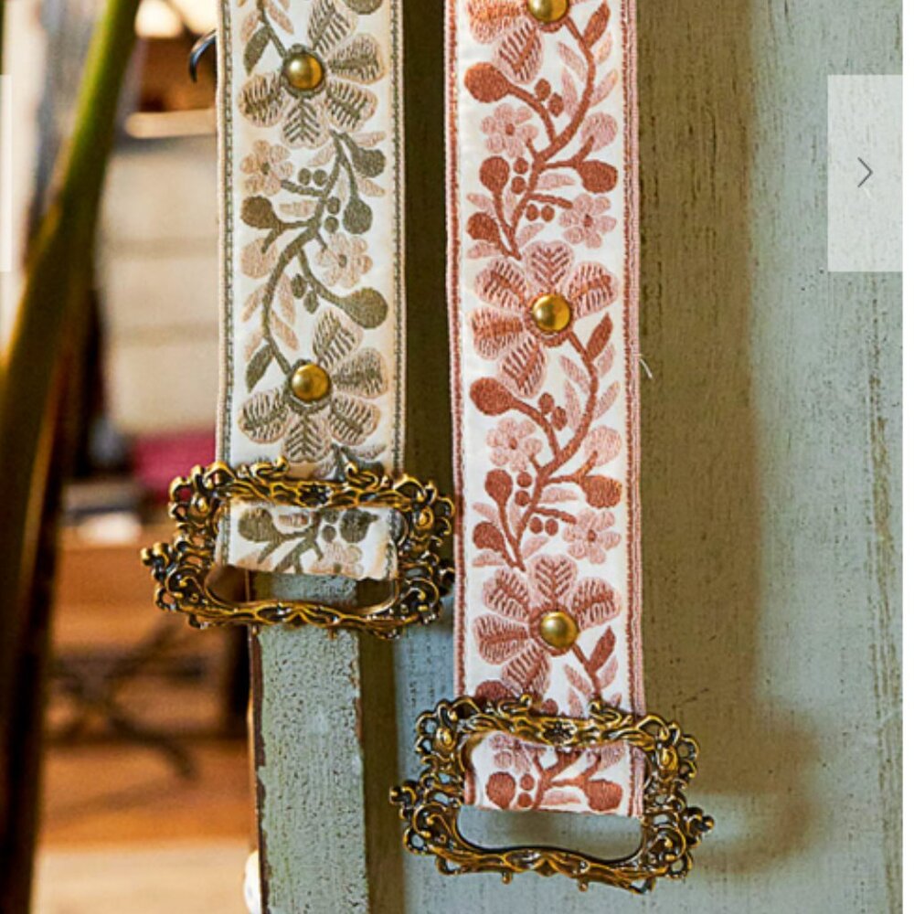 POL Floral Embroidered Mauve & Soft Rose Natural Cotton Twill Fabric Wide Belt - Picture 5 of 8